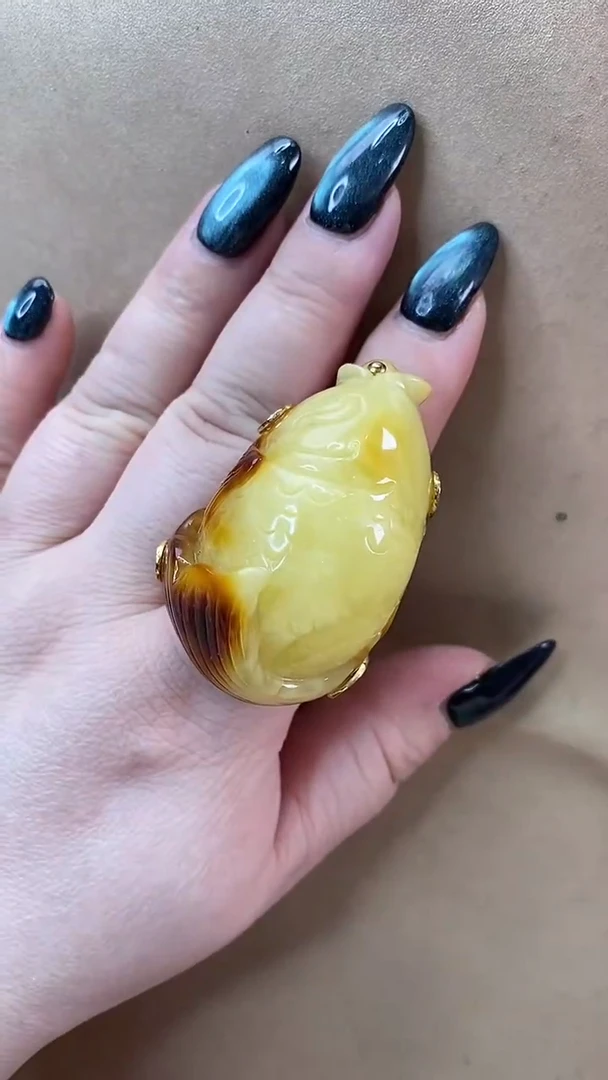 琥珀颈饰未镶嵌戒指