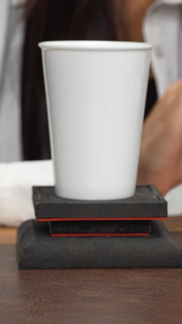 景德镇白胎可乐杯