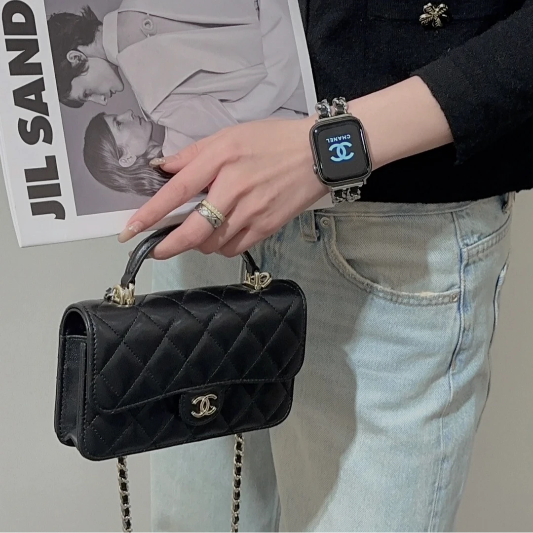 99新 Chanel/香奈儿 蔚蓝/黑金羊 手柄woc mini  斜挎包 芯片款