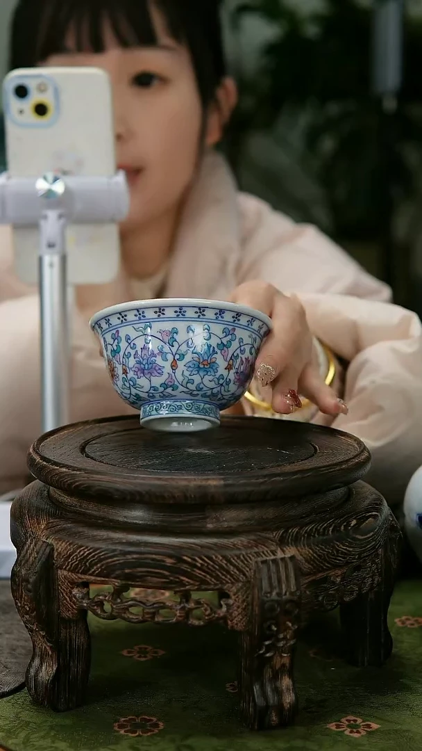 【闪购商品】127陶瓷供应链斗彩缠枝花卉带内绘压手杯