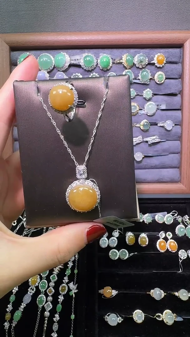 银S925镶嵌戒指翡翠套装46