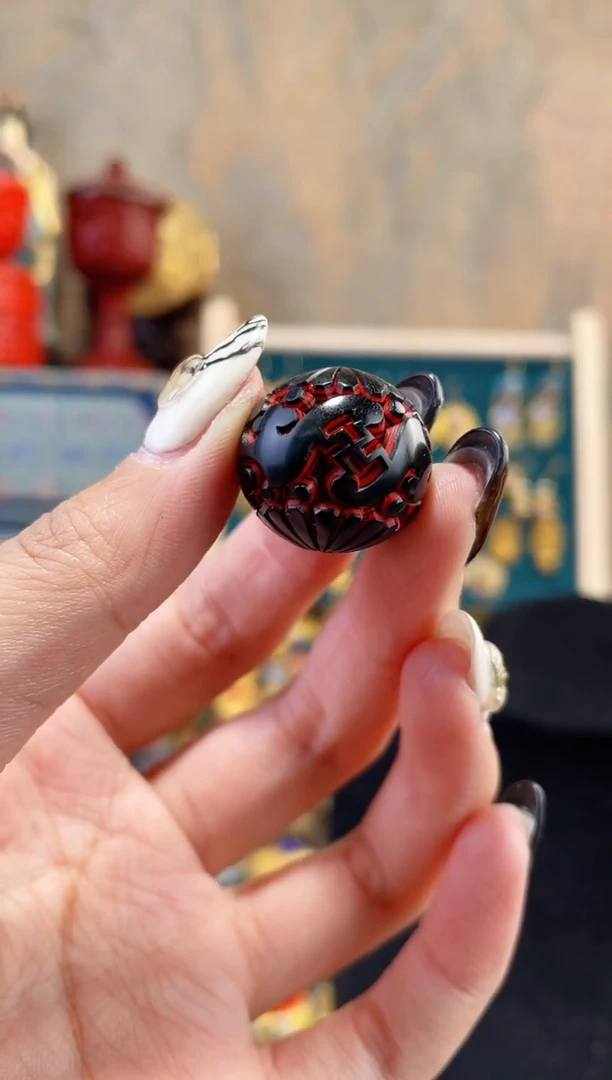 【闪购商品】非遗雕漆剔犀单珠万字