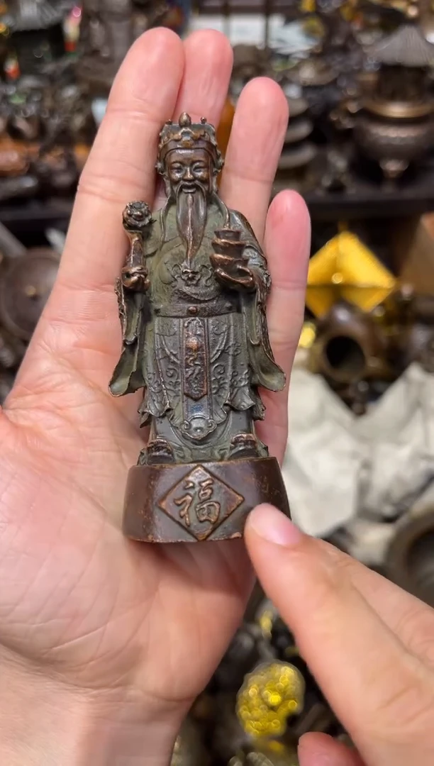 瑞瑞古铜准备开播A685858