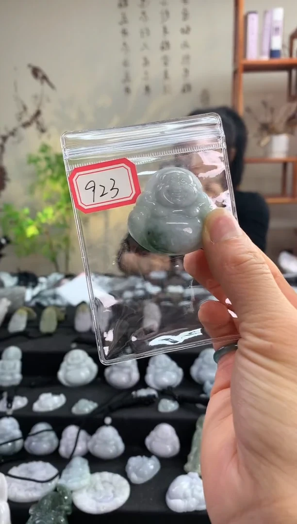 【闪购商品】翡翠颈饰未镶嵌佛公923