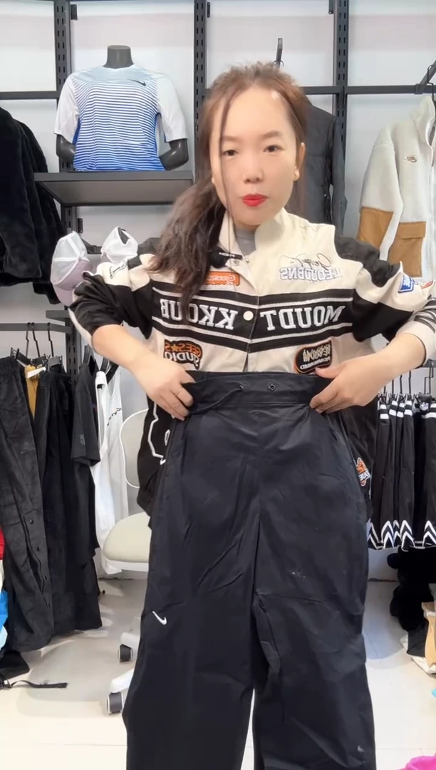 2084  编码  瑕疵直播间过款为准 尺码M