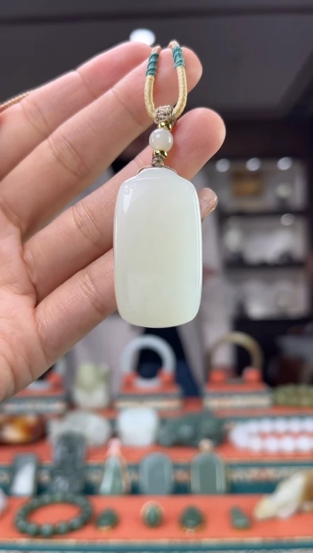 【闪购商品】和田玉颈饰未镶嵌佩佩