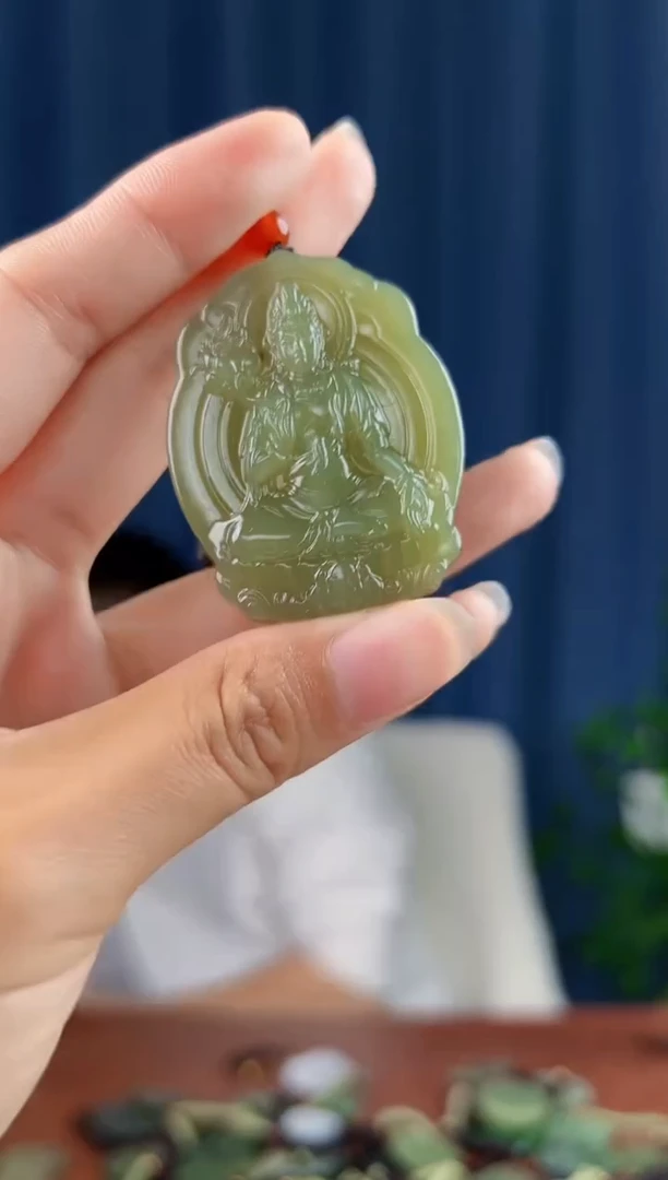 未镶嵌和田玉挂件拍一发一，多样性发货