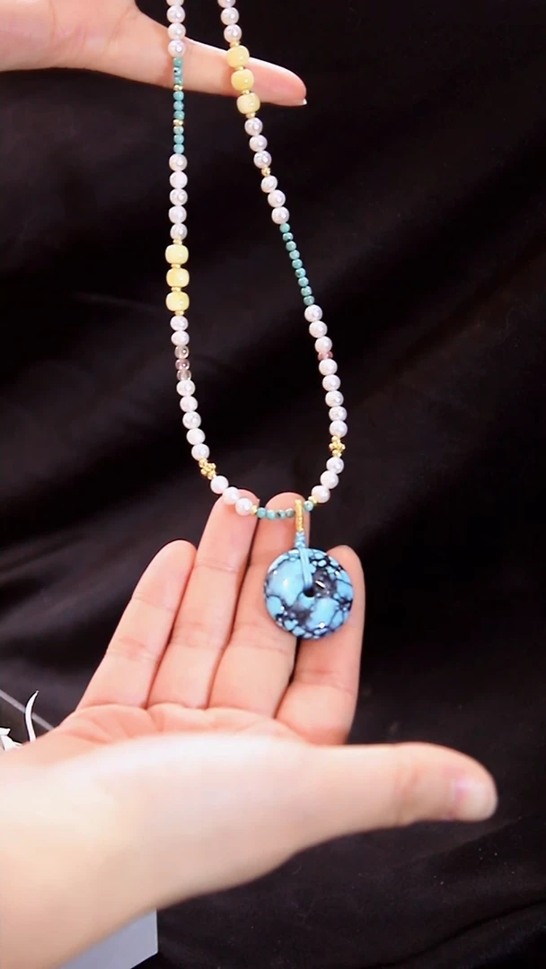 合香56：绿小松+珍小珠平安扣项链