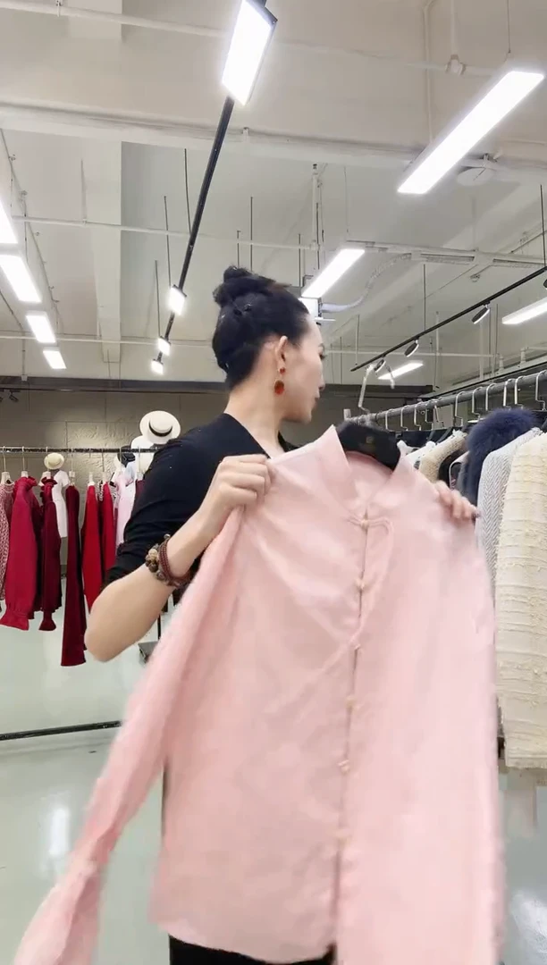 岚子闪购 2025年新款服装上衣 孤品清货 编号004