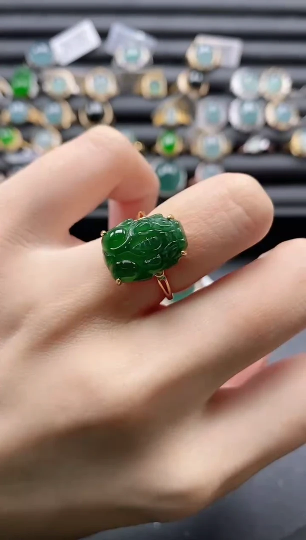 【闪购商品】翡翠戒指银S925镶嵌1111