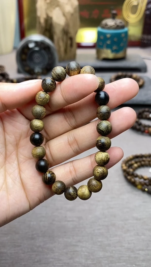 【闪购商品】沉香手串芽庄白棋留疤玉化料08沉水单圈