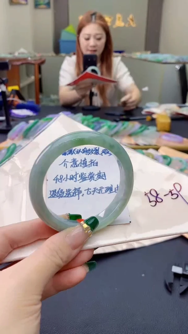 翡翠手镯未镶嵌0935683160