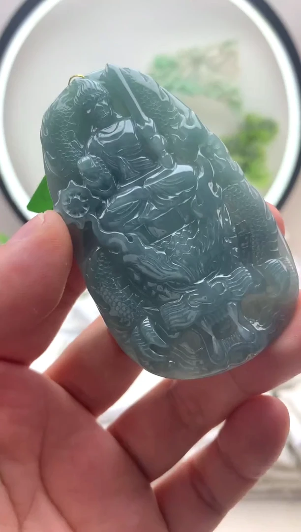 颈饰未镶嵌翡翠不动明王