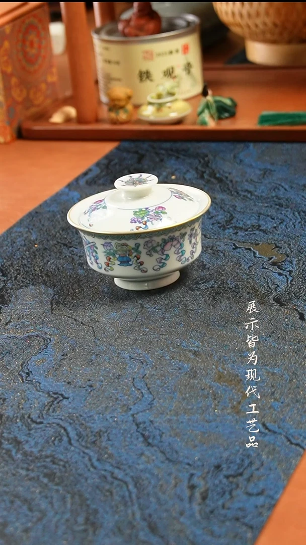 景德镇陶瓷      盖碗