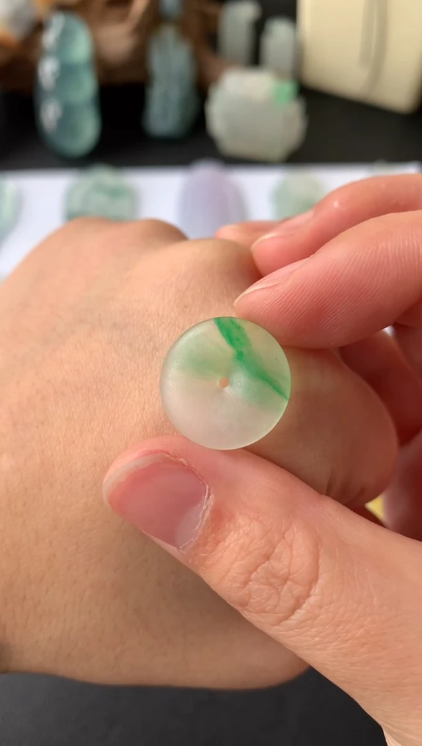 【闪购商品】定制翡翠未镶嵌翡翠