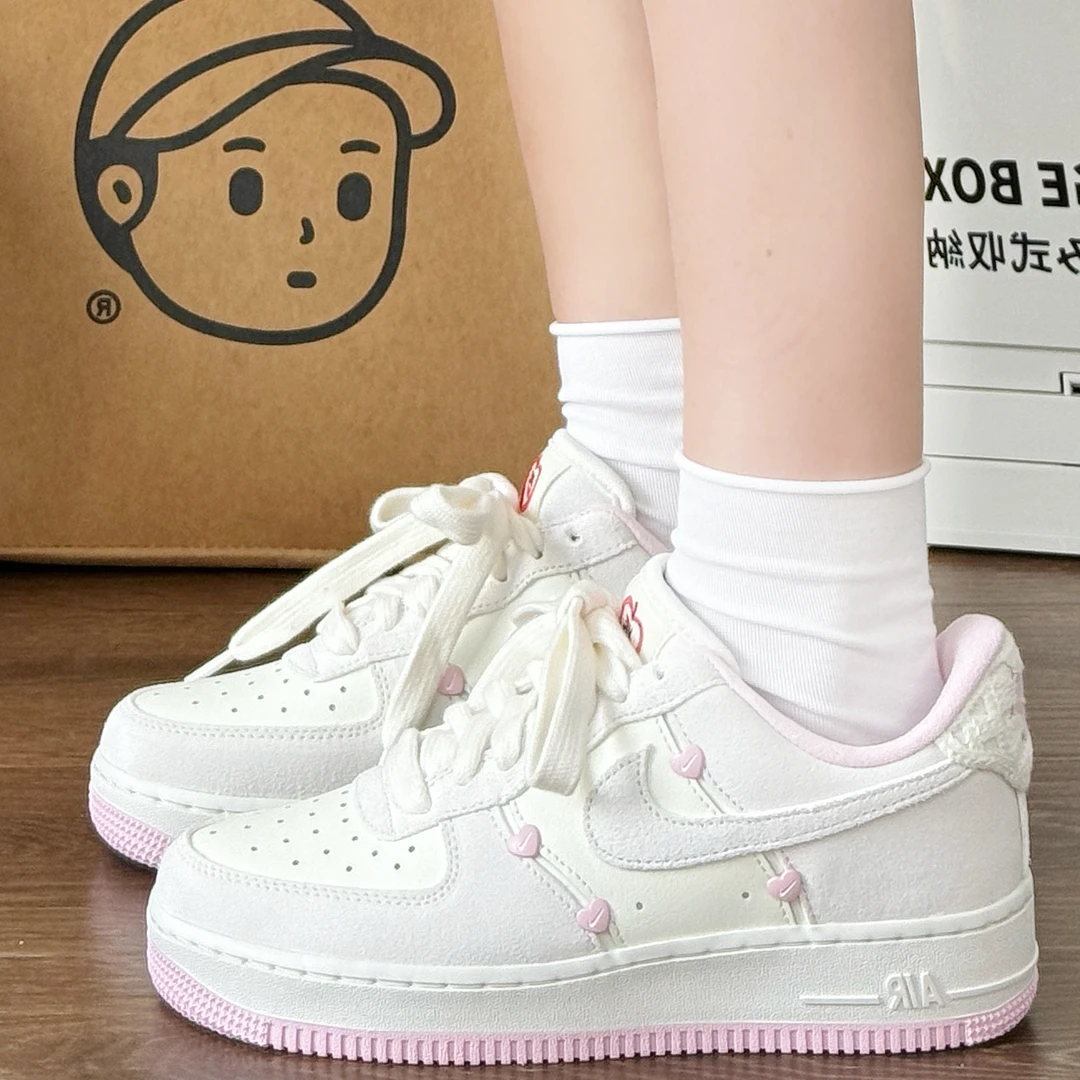 NIKE耐克女鞋WMNS AIR FORCE 1 '07 LX休闲鞋HV5992-111