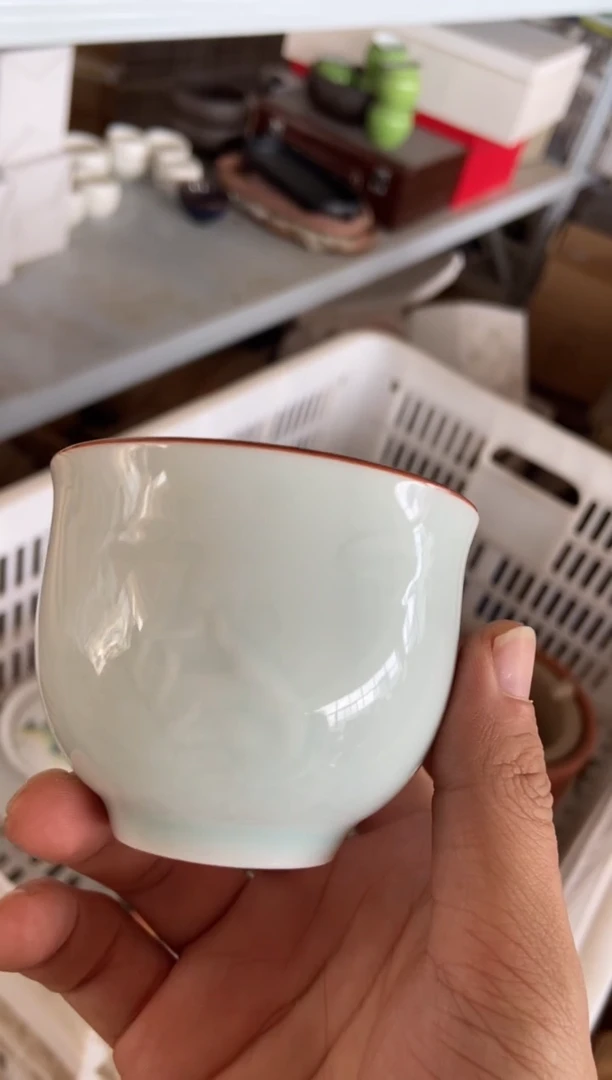 无运费险有瑕疵的摄影的产品有使用过的痕迹有点脏介意勿拍