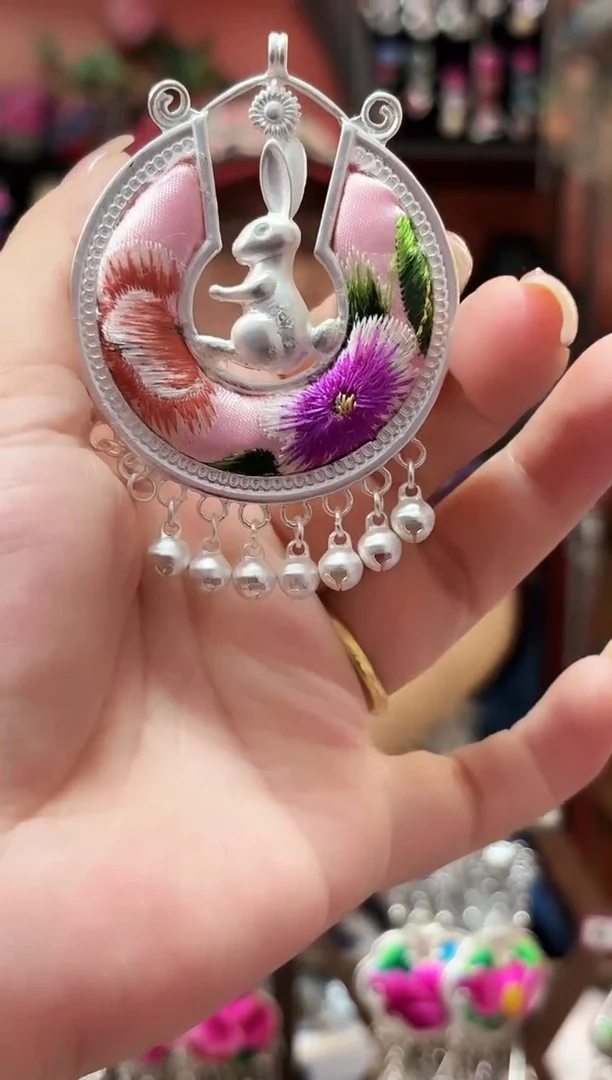 织绣云织谣民族风精美饰品33