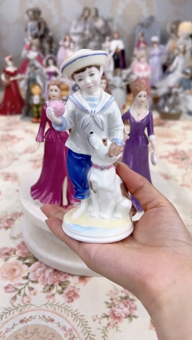 摆件5 中古  科尔伯特 小狗耳朵轻微瑕疵