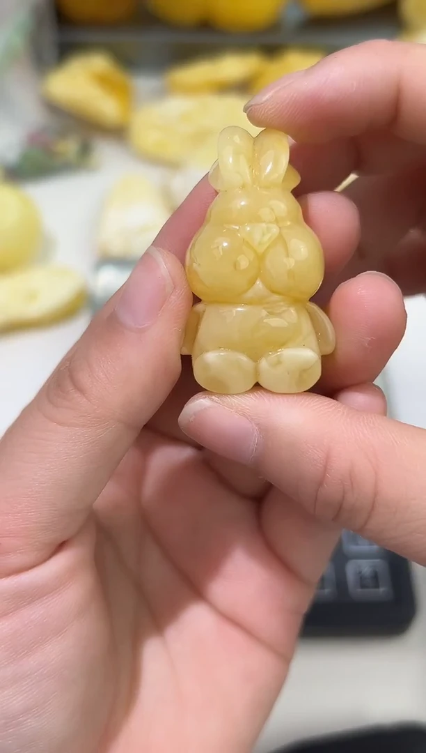 裸石琥珀未镶嵌琥珀蜜蜡吊坠