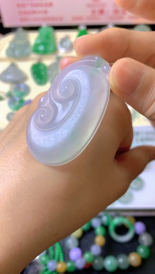 未镶嵌定制翡翠三**亿毛货抛光