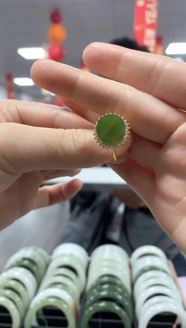 【闪购商品】和田玉戒指银S925镶嵌碧玉戒指一件