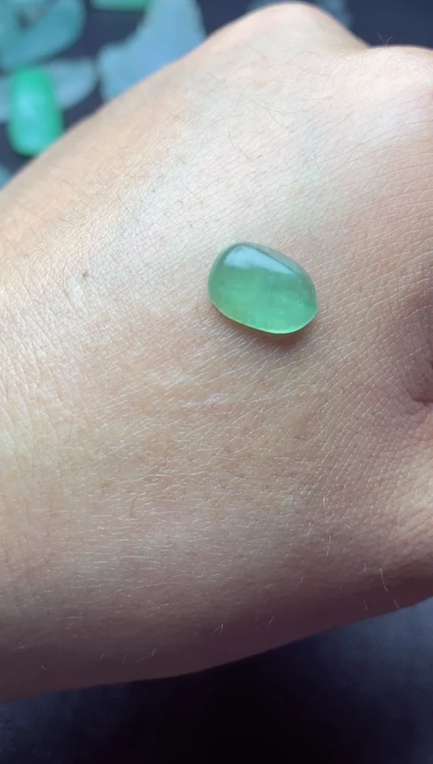 定制翡翠未镶嵌T*翡翠