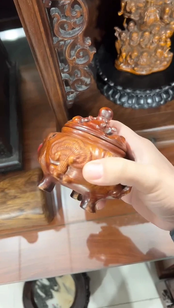花梨木灵芝纹小香炉