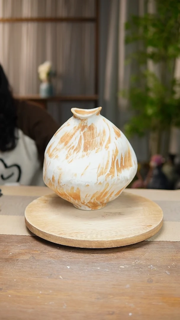 【闪购商品】陶瓷花器诧寂黄大肚