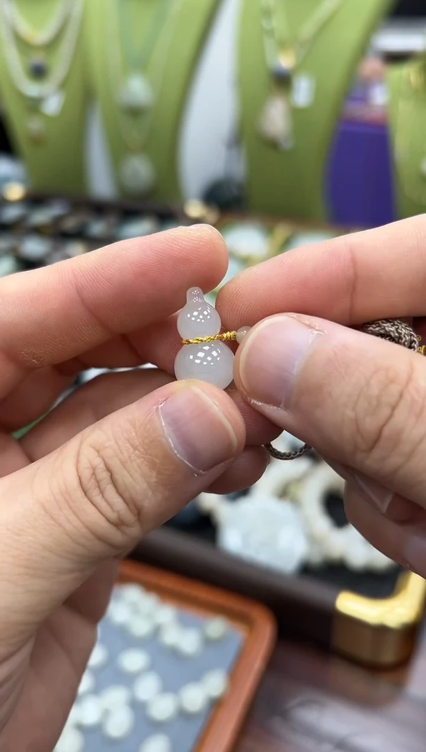 颈饰未镶嵌和田玉福禄