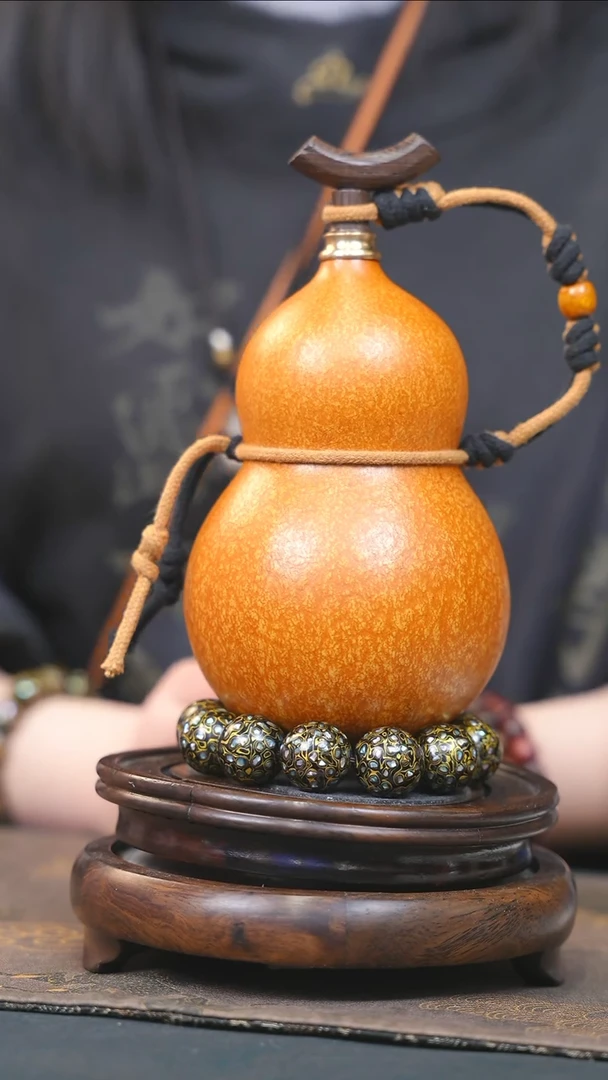 【闪购商品】YF168大漆酒葫芦不包手串及旋转底座