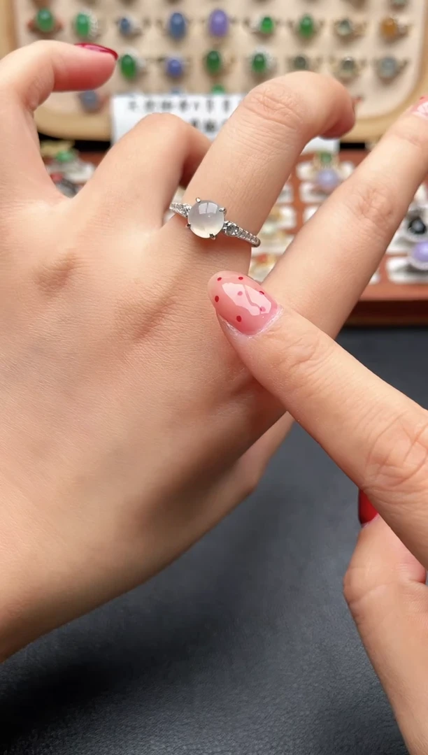 银S925镶嵌戒指翡翠一物一证一礼盒