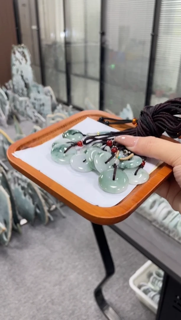 颈饰未镶嵌翡翠50484平安扣多样性发1件