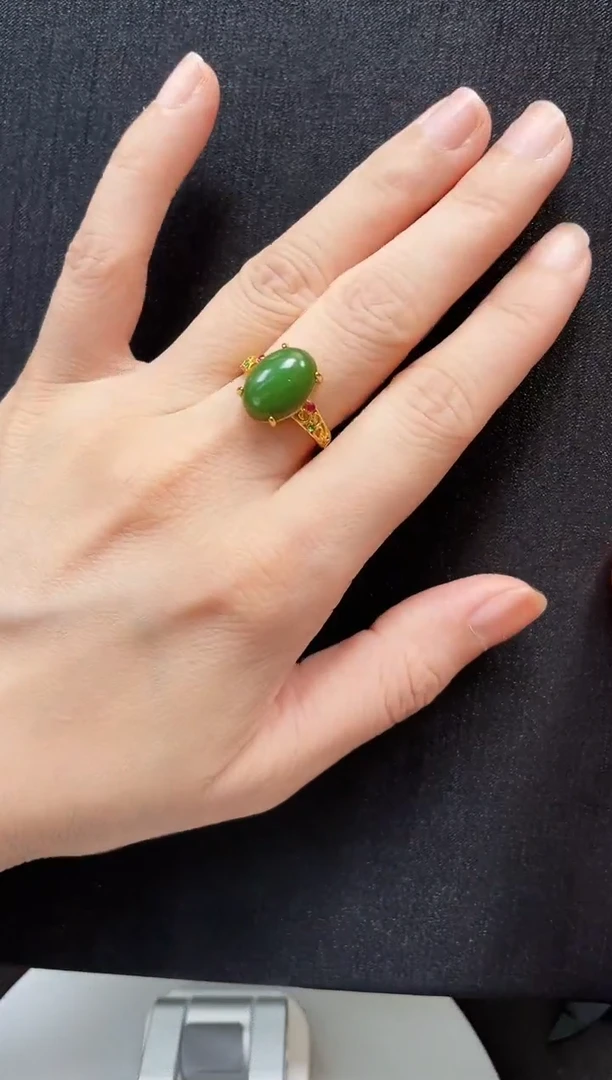 和田玉戒指未镶嵌多样性发一