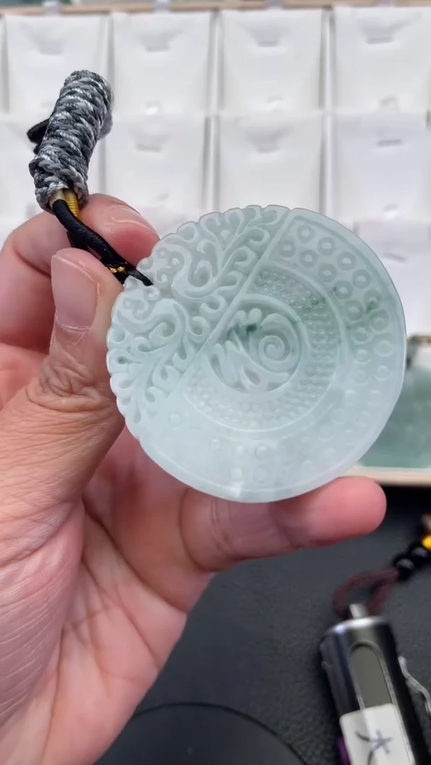 颈饰未镶嵌翡翠天然缅甸翡翠A货575
