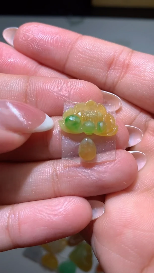 未镶嵌定制翡翠雨*月毛货