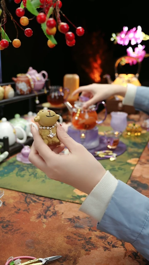 【闪购商品】快乐小羊紫砂茶宠摆件+链子