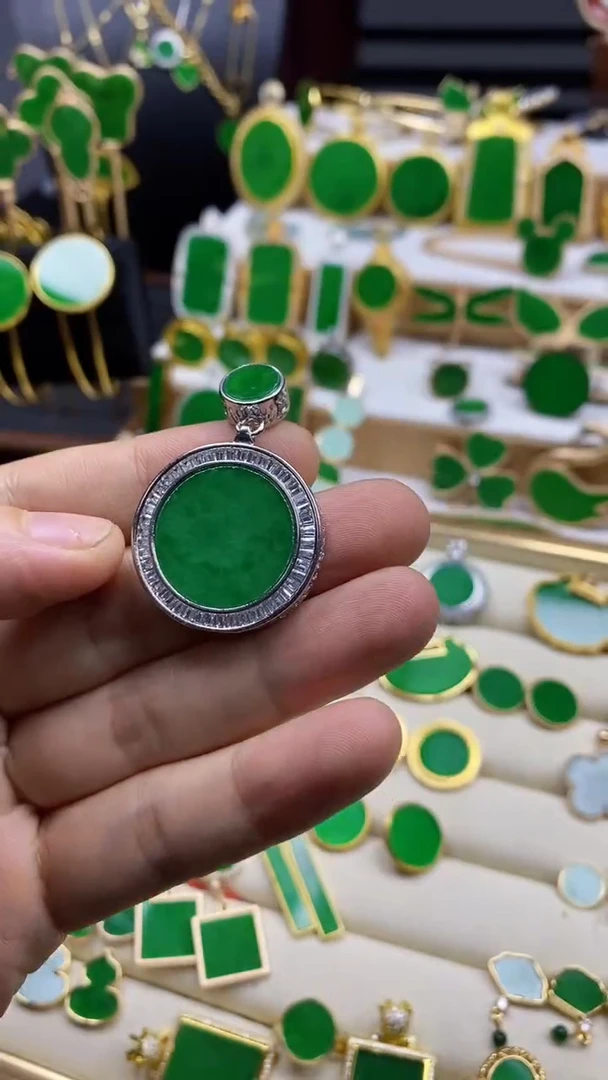 钛钢无蕉****容子母扣吊坠银色