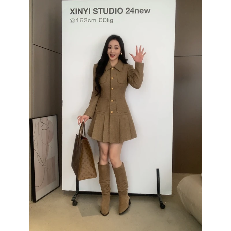 XINYI【奏响冬日】秋冬polo领毛呢连衣裙收腰显瘦气质X624Q20723