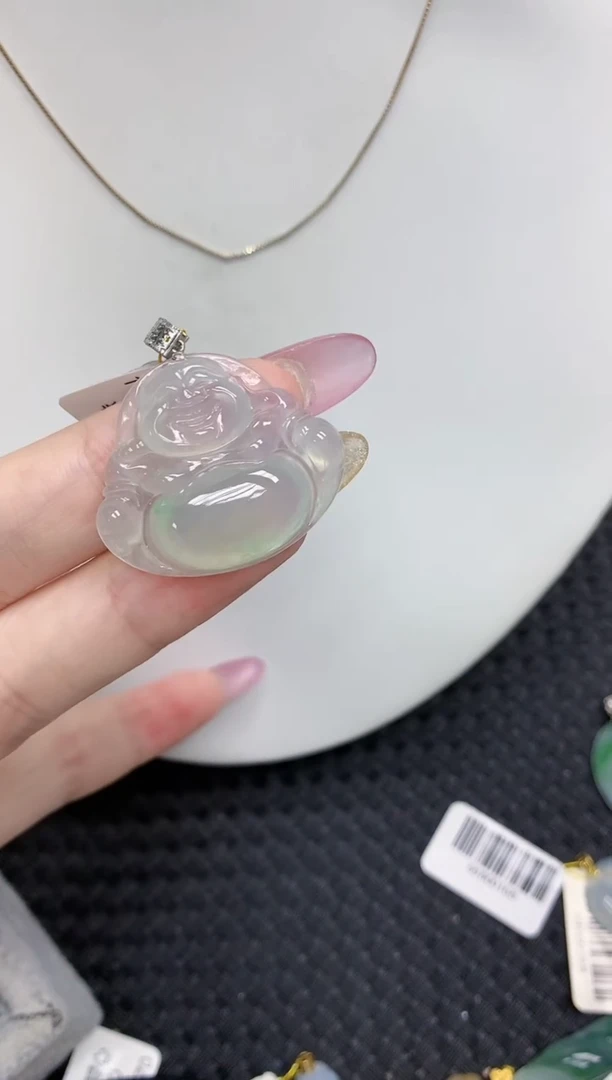 翡翠18K金镶嵌颈饰111111111