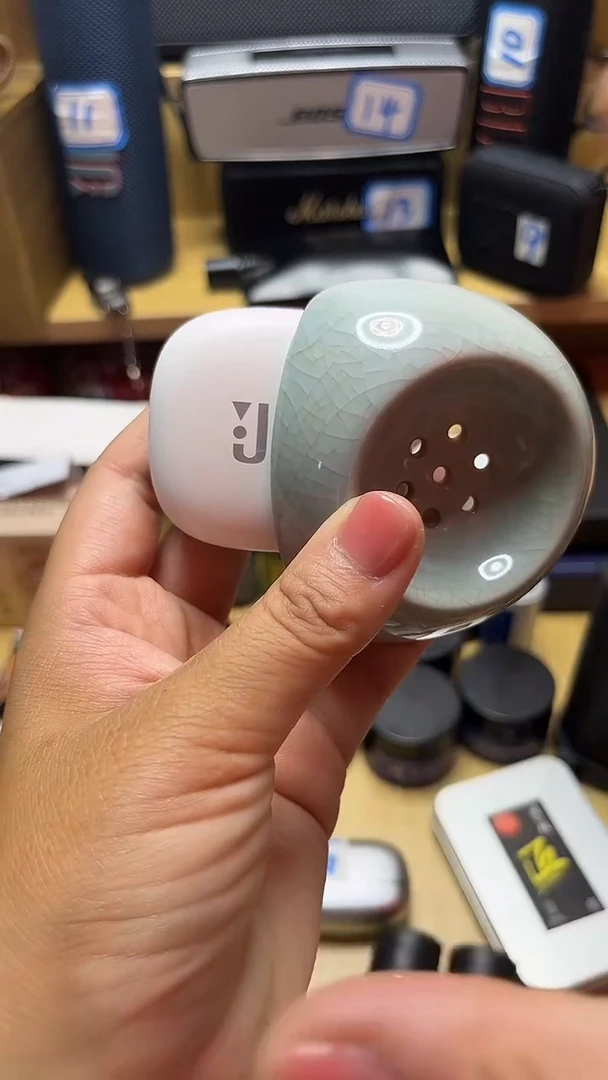 瓷片闪购商品 如图所示