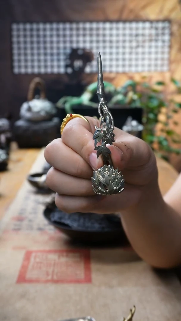 欲山行 一鸣惊人茶针