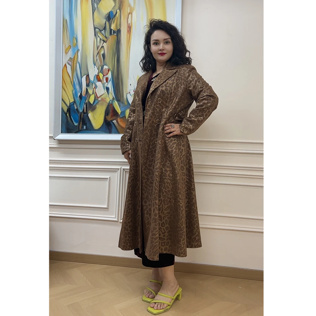 ｛何玲服装高订｝（4-6）9917秋季豹纹风衣