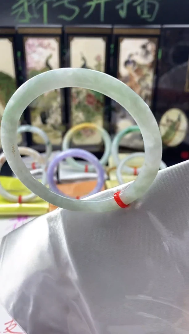 未镶嵌手镯翡翠叮当镯公主镯美人条翡翠手镯