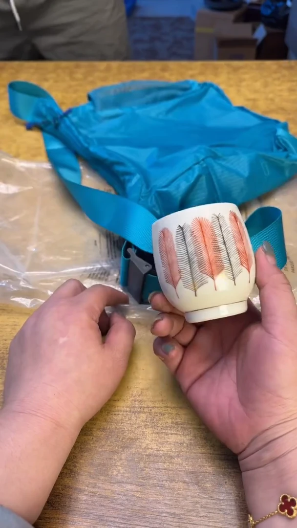 瓷器瓷瑕疵老破旧228湖蓝碗