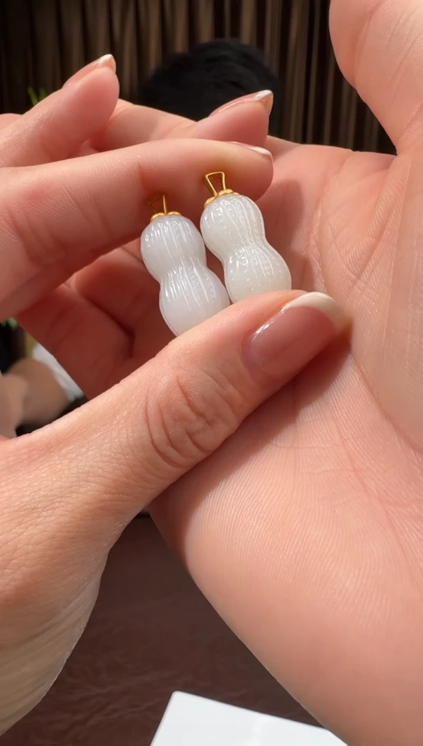 颈饰18K金镶嵌和田玉97冯总11.11多样性拍一发一