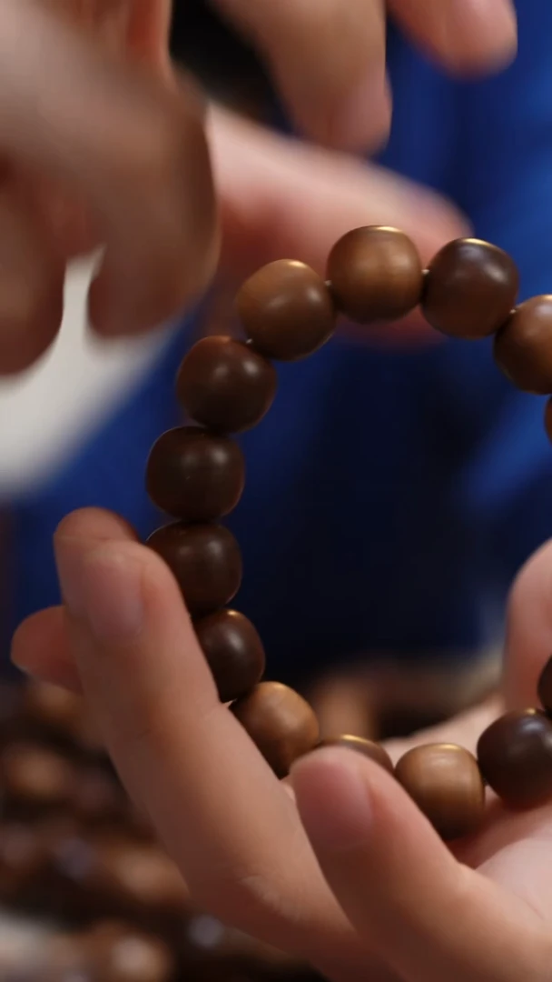 檀香木手串/手链罗*特价老山檀香13*14老型单圈沉水微瑕