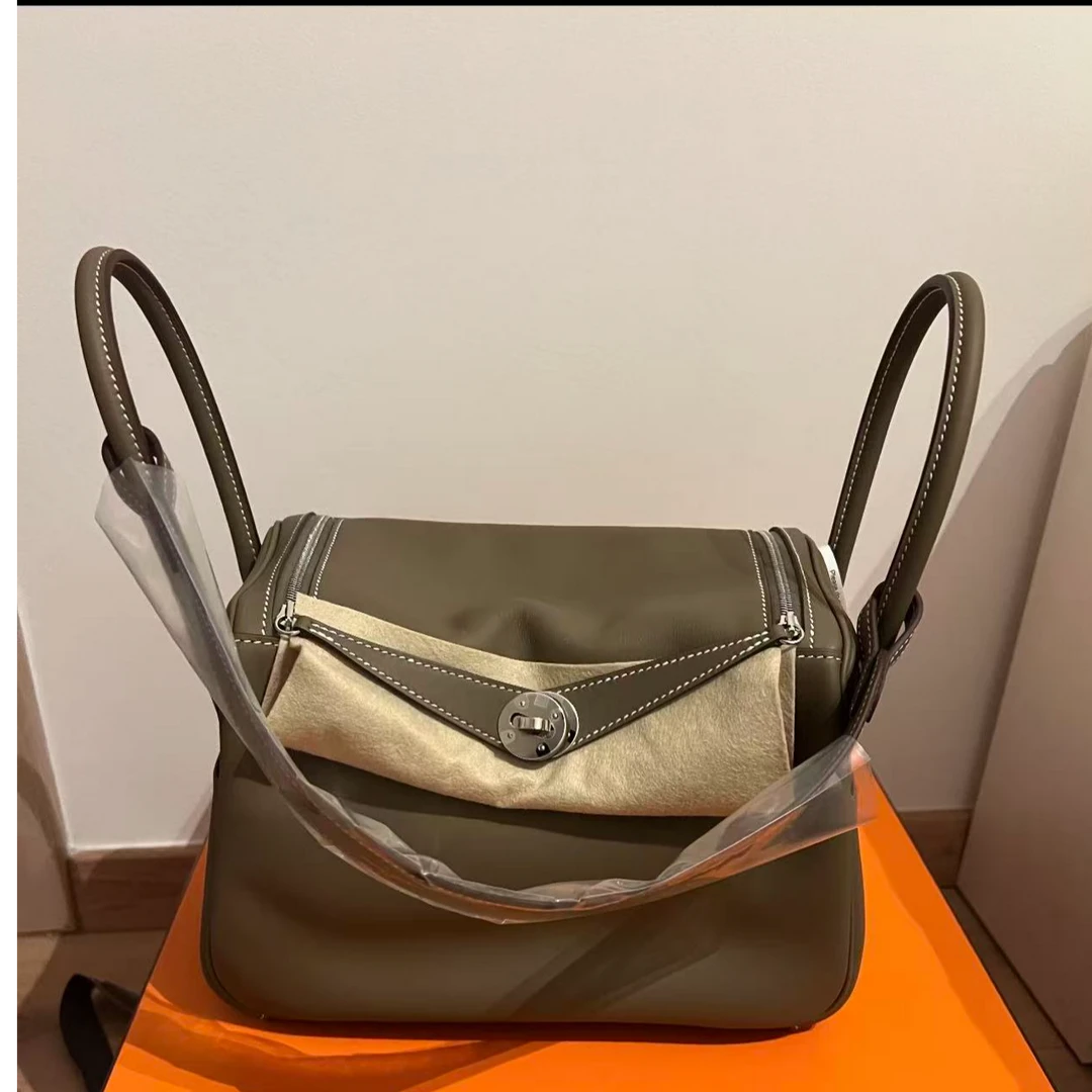 99新 Hermes/爱马仕 爱马仕LINDY26大象灰S皮R单肩包8756055