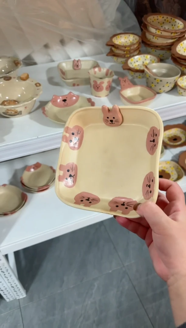 【闪购商品】兔兔方盘高温瓷器