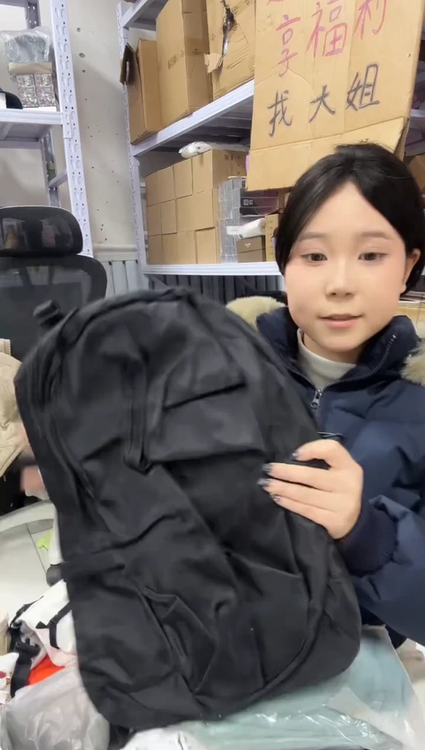 PVC点点小红心 关注主播